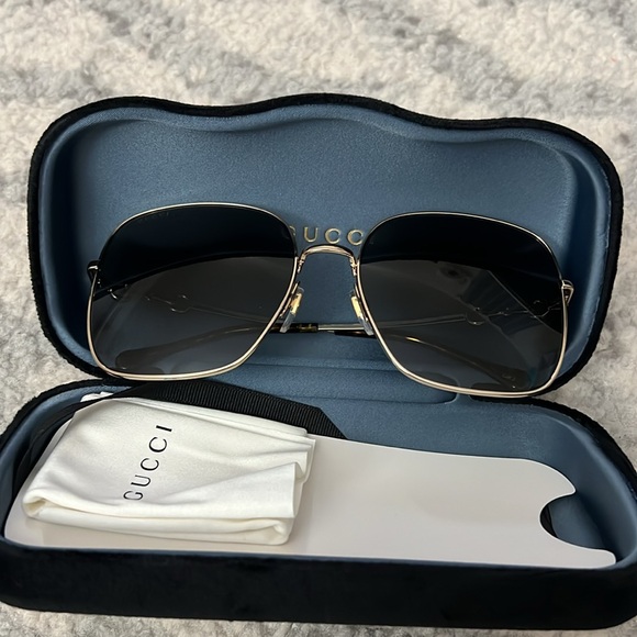 NEW Gucci Sunglasses main image 5